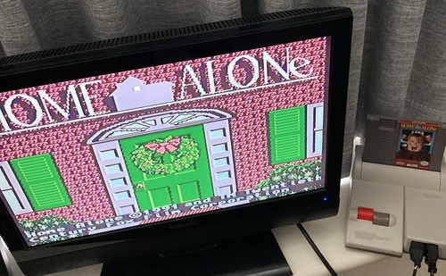 NES ~ HOME ALONE ~ Nintendo Game 3 Screw NES-6N-USA Game Cart Only NTSC - Picture 7 of 11