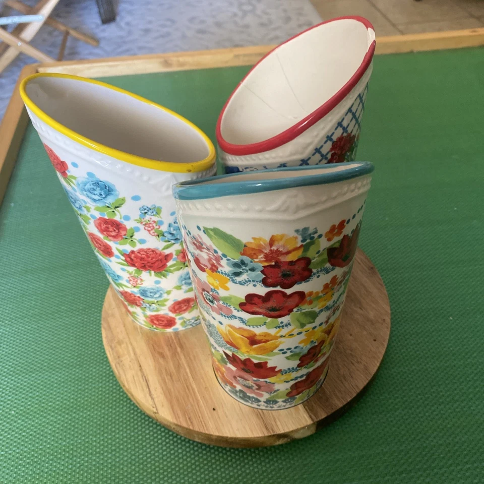 Держатель для посуды The Pioneer Woman с цветочным узором и деревянным основанием Lazy Susan - Изображение 4 из 4