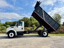 2009 INTERNATIONAL 4300 DUMP TRUCK! ONE OWNER WITH 49K MILES! UNDER CDL!