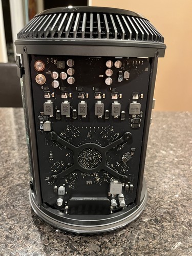 Apple Mac Pro (6-Core Xeon E5-1650, 3.5GHz, 64GB RAM,256GB SSD) A1481, MD878LL/A - Picture 12 of 21