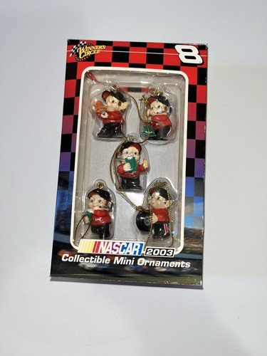 Nascar #8 Dale Earnhardt Jr Pit Crew Elfe Elfen Mini Weihnachtsschmuck 5-teiliges Set - Bild 2 von 6