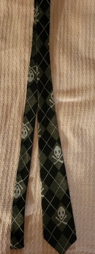 Lot of 2 Girls Neck Ties*45.5"*Black Argyle with Skulls*Pink Plaid with studs - Picture 2 of 7