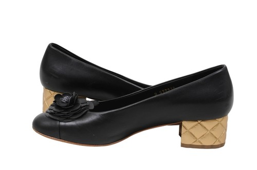 Chanel Mujer Camelia Zapatos de Ballet 8 EE. UU. 38 Negro Cuero Flor Dorado Tacones Cubanos - Imagen 5 de 8