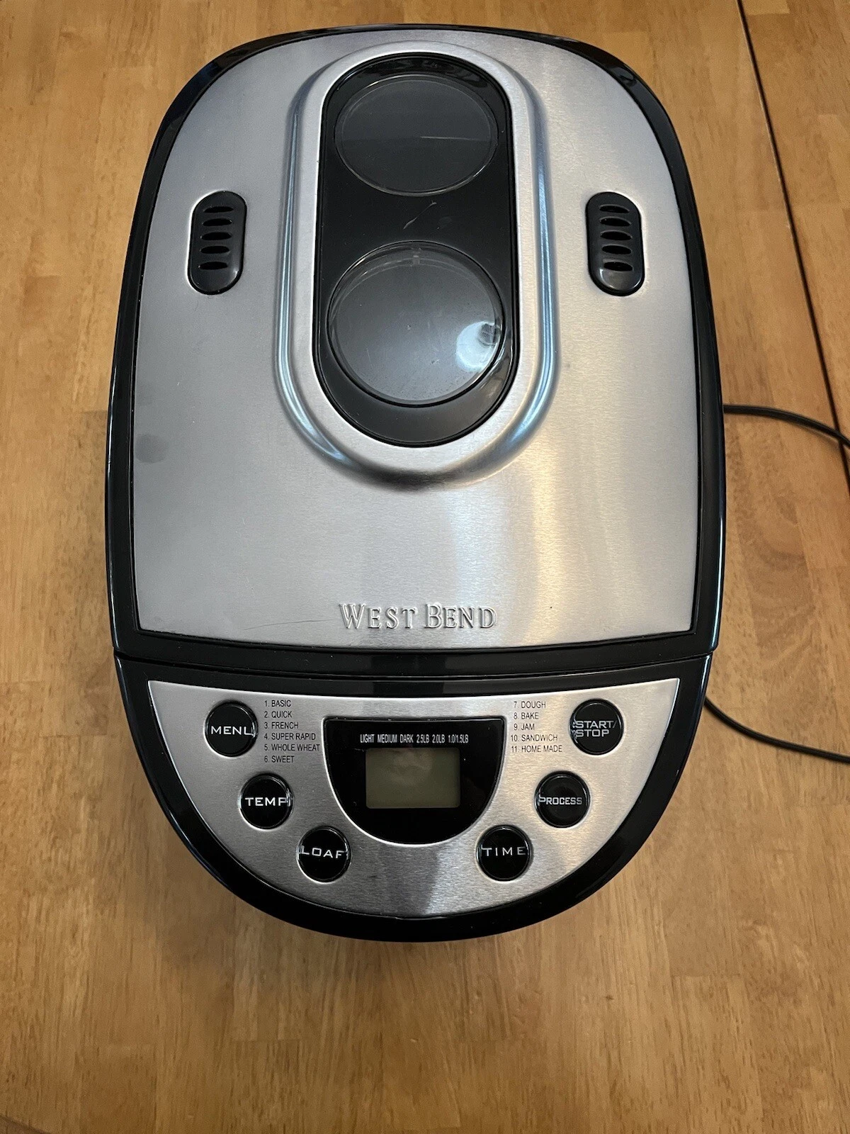 West Bend Bread Maker Machine #41300 Programable Black/SS