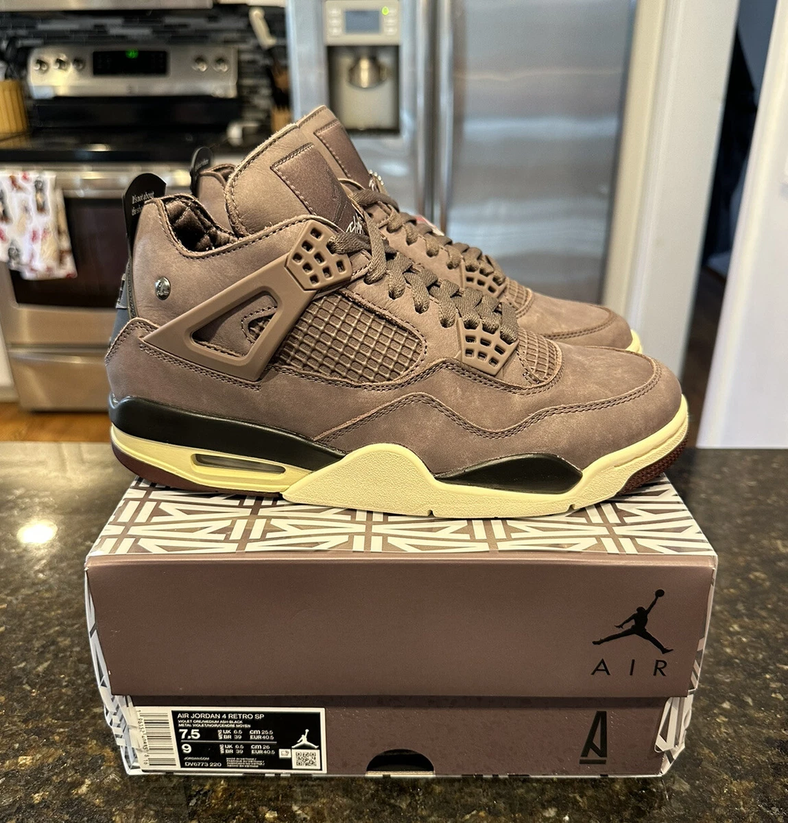 Jordan 4 A Ma Maniere Size 7.5 Men's 9 Women's