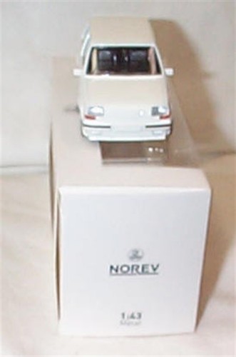 Renault 5 SuperCinq Gt turbo in White 1988 1-43 scale new in box Norev - Picture 3 of 4