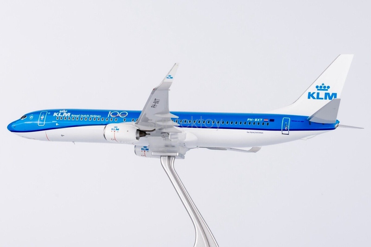 1:200 Scale NG Model Royal Dutch Airline Boeing B737-900