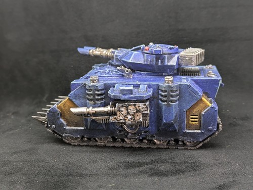 795 Predator Annihilator Ultramarines Primogénitos Marines Espaciales 40k Bien Pintado - Imagen 6 de 11