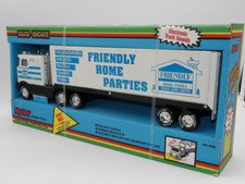 Nylint Sound Machine 18 Wheeler Truck Friendly Home Parties No. 9125 NIB
