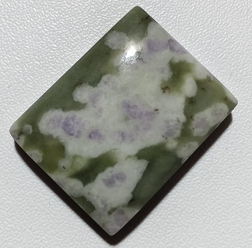 28.95 Cts Natural Peace Jade Cabochon Gemstone 23.5x18.6x5.4 MM - Picture 3 of 3