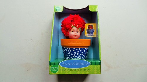 NEW BOXED ANNE GEDDES BABY DOLL RED FLOWER