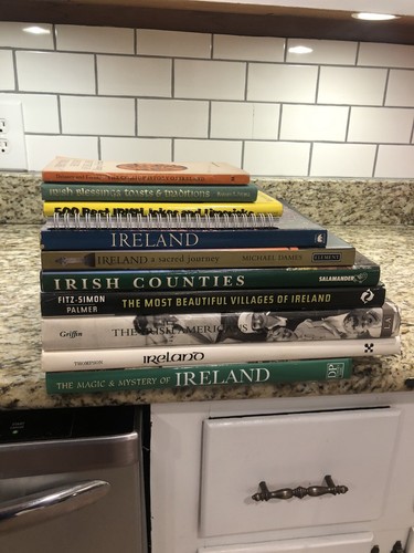 Lot of 11 Irish books - Ireland Coffee table book, jokes, history books - Picture 5 of 5
