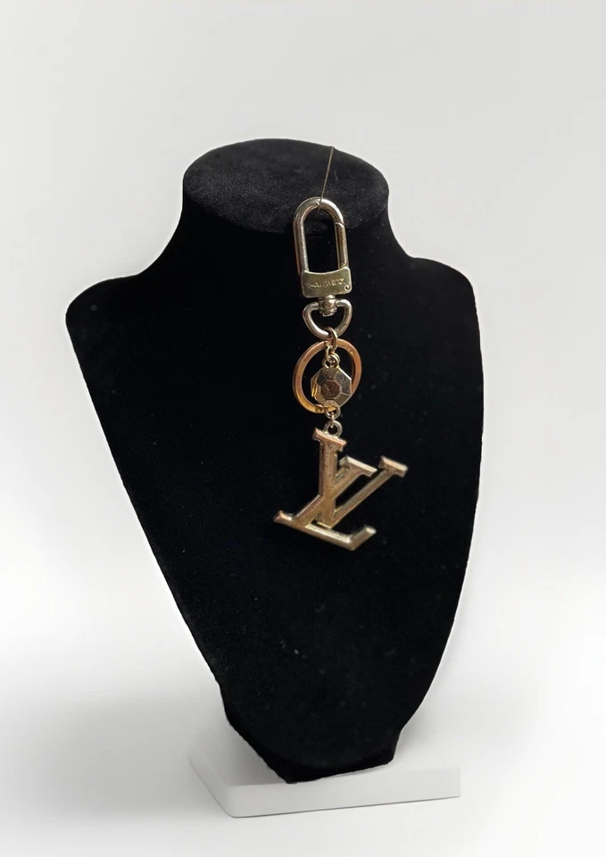 Louis Vuitton Facettes LV Bag Charm and Key Holder Ring Clip Keychain Gold Tone - Image 4 of 4