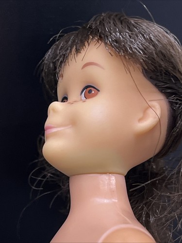 Vintage Barbie 1965 Skooter Straight Leg Brunette Nude TLC - Picture 5 of 24