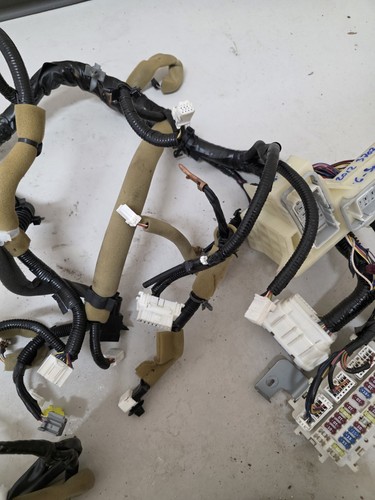 2009-10 NISSAN 370Z M/T Dash Wire Harness 24010-1EA5A (Splices Review Images) - Picture 10 of 24