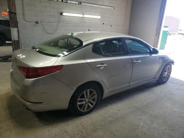 Motor de arranque usado se adapta a: Kia Optima 2013 2,4 grado A Foto 4 de 4