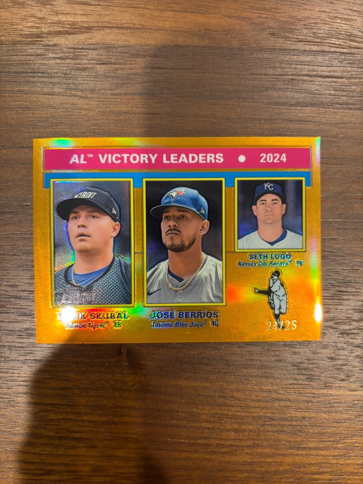 2025 Topps Heritage AL Victory Leaders SSP Orange Chrome Refractor Skubal /25