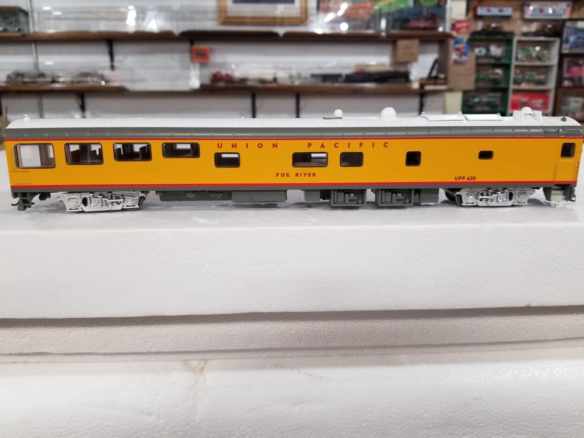 Union Pacific Railroad HO Vintageless Model Railroad Passenger