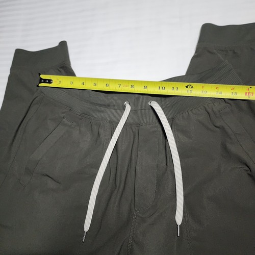 Vuori Meta Jogger Pants Men's Size XL Green Athletic Drawstring Tapered V436 - Picture 2 of 10