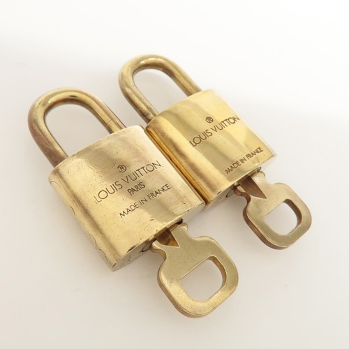 Original Louis Vuitton 10er Set Schloss & Schlüssel Cadena Schlüsselschloss Metall Gold Gebraucht Kostenloser Versand - Bild 7 von 14