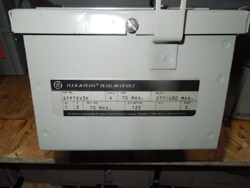 GE DFPTEX3N 70A Max 1ph 3W 480V Max Circuit Breaker Plug w/ TEB 30A 2p Breaker - Picture 2 of 5