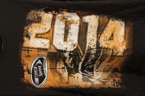 Camiseta NASCAR Manga Larga Talla Grande L 2014 Sprint Cup Series Calendario de Carrera - Imagen 4 de 5