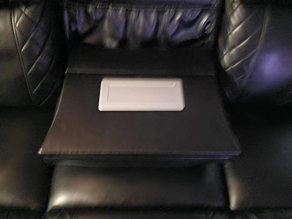 Sofá American Freight con luces LED Foto 4 de 4