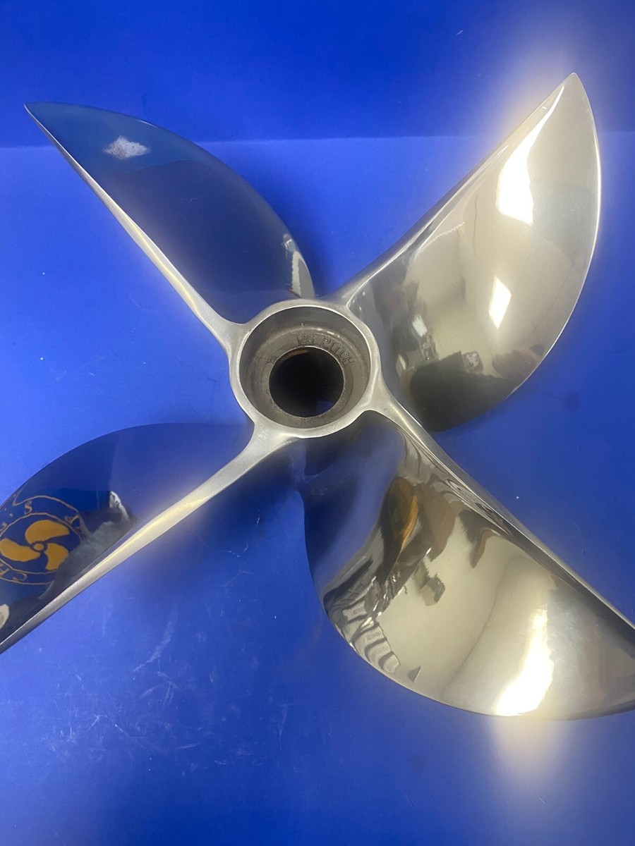 エンデバー Endeavor　15P Amazon.com: Cooper Endeavor All-Season 185/65R15 88H Tire : Automotive