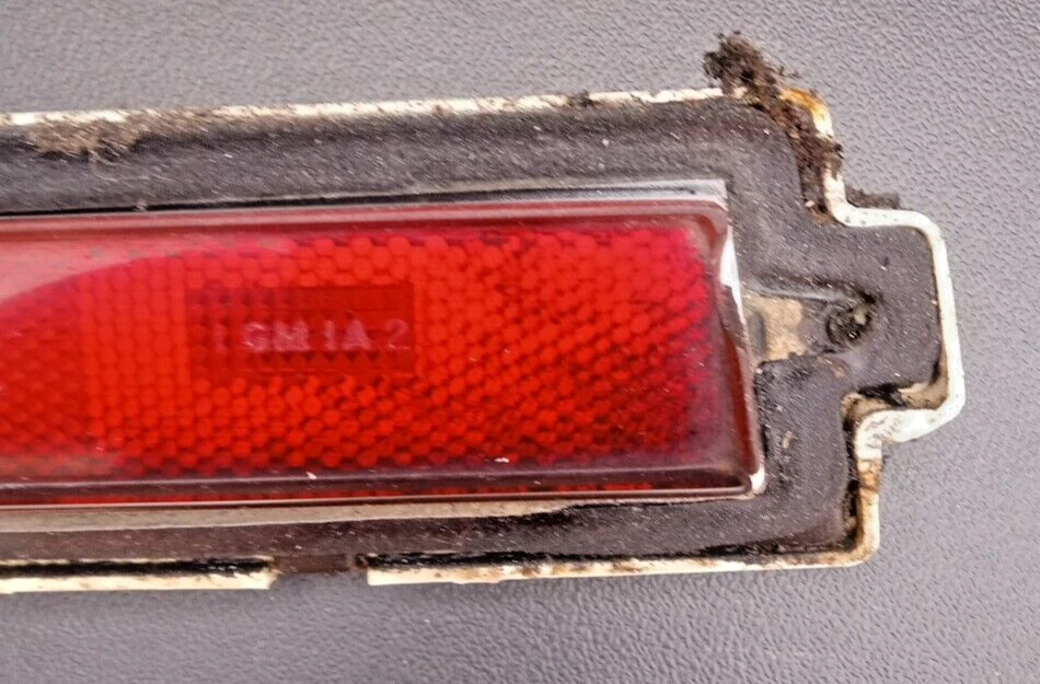 Chevrolet Monte Carlo 1981-86 luz marcadora lateral trasera izquierda roja OEM FC-34DG Foto 4 de 4