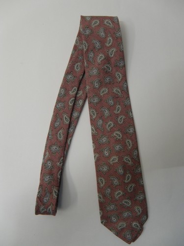 Rooster 56 X 3 Size Red Paisley Men's Tie - Picture 1 of 8
