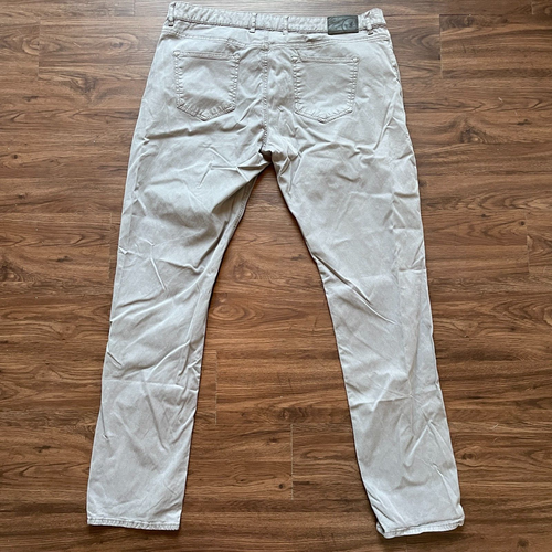 Peter Millar pants Mens size 42 x 34 Gray Wayfare Five Pocket Jean Pants Trouser - Picture 2 of 6