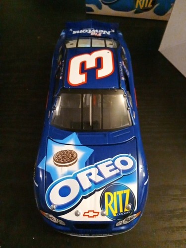 RCCA #3 Oreo Ritz 2002 Chevy Monte Carlo 1:24 Diecast Car - Picture 1 of 7