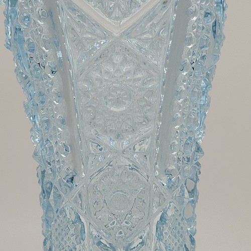 Imperial Glassđź’ŽBlue #536 Vaseđź’ŽNUCUT - 6 inch - Excellent Condition - Pressed - Picture 8 of 16