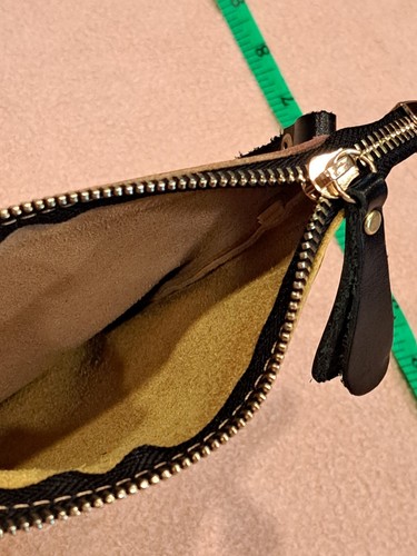 Chicatolia Handmade Hand painted Genuine Leather Crossbody Black Cat Bag - Picture 4 of 6
