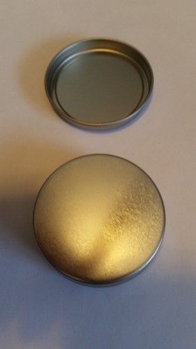2 OZ FLAT STEEL TIN CONTAINER WITH SLIP COVER FOR COINS, SCREWS, OTHER CRAFTS - Picture 3 of 3