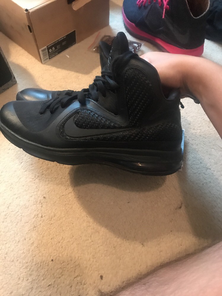 LEBRON 9 ANTHRACITE TRIPLE BLACK 100% AUTHENTIC LEBRON 9 ANTHRACITE TRIPLE BLACK 100% AUTHENTIC