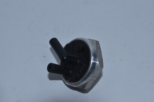 1970's NOS GM BUICK 350 455 EXHAUST GAS RECIRCULATION E.G.R. TEMP CONTROL VALVE - Foto 3 di 7
