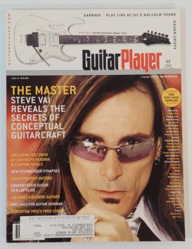 July 2005 Guitar Player Magazine The Master Steve Vai Joe Meek Clapton Pedals - 第 1/3 張圖片