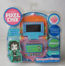 RARE 2007 PIXEL CHIX SHOPPING TO THE MALL VIRTUAL FRIEND GAME MATTEL NEW SEALED