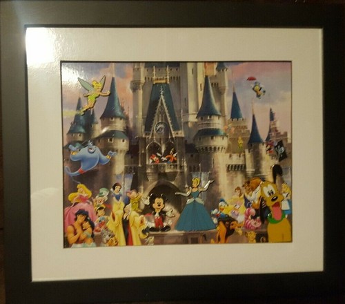 Juego de cuatro pines coleccionables con estampado del castillo de Cenicienta Disney ** NUEVO - Imagen 2 de 8