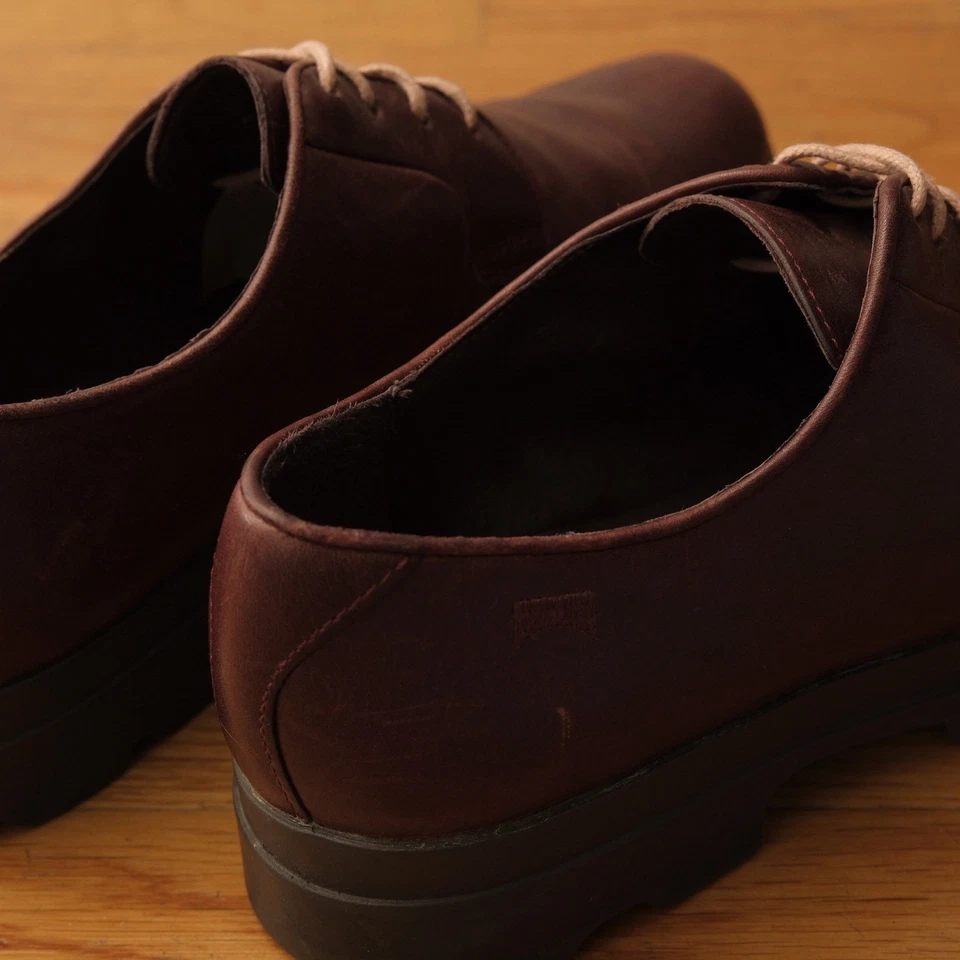 Zapatos Oxford Camper de cuero marrón con cordones para mujer cómodos para caminar informales talla 39 Foto 2 de 4