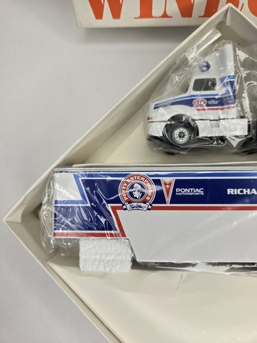 Winross #43 Richard Petty STP Pontiac Racing Hauler Semi 1/64 Nascar Vintage Ad - Picture 3 of 16