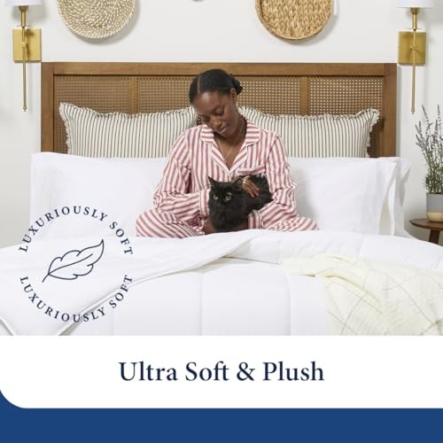 Luxury Down Alternative Comforter - Blend of Rayon Twin / Twin XL Silver - Picture 3 of 8