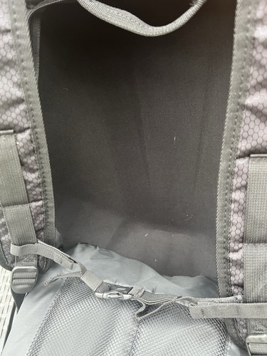 FC - Moto Hump Race Bag Motorcycle Backpack Black Vgc - Imagen 8 de 9