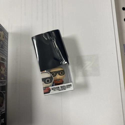 Funko Bitty Pop KEVIN MALONE #1175 1/6 Hyper Rare Mystery Chase 😳 The Office