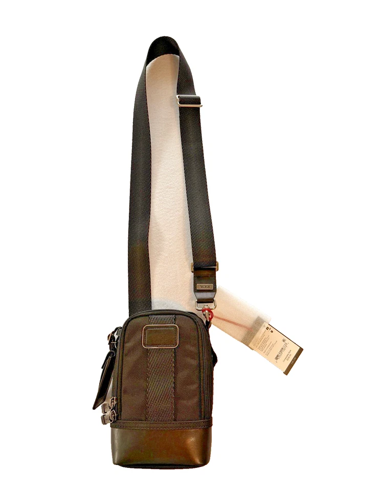 Nuevo Bolso de Viaje TUMI ROGERS Negro Balístico Nylon/Cuero Pequeño $250 Foto 2 de 4