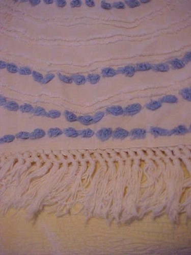 VTG Cabin Craft Chenille Bedspread w/ Pink Roses - Picture 6 of 8