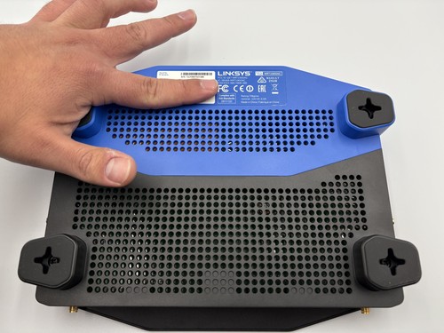 Linksys WRT1900AC 1300 Mbps 4 Port Dual-Band Wi-Fi Router - TESTED - Picture 9 of 9