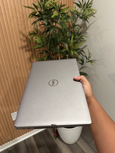 Dell Latitude 5520 15.6'' (256GB SSD Intel Core i5-10310U 1.7GHz 32GB RAM) - Bild 5 von 8