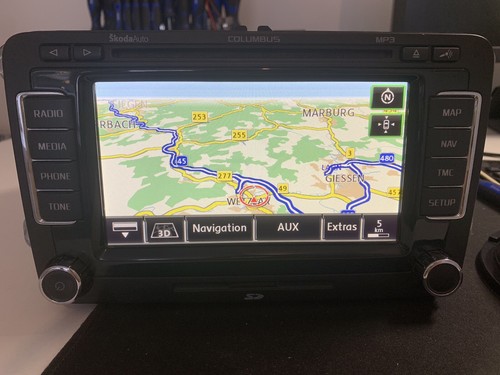 Skoda Columbus RNS510 Navigationssystem 3T0035686N DAB+ SSD mit PIN Code - Bild 2 von 6